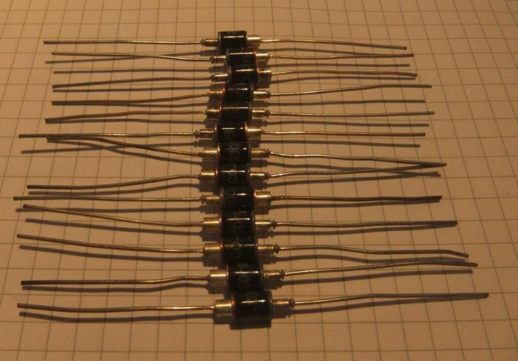 13 x Semi-conducteur à diode en silicium ECO 0302/LF 1, Hobby & Loisirs créatifs, Composants électroniques, Neuf, Enlèvement ou Envoi