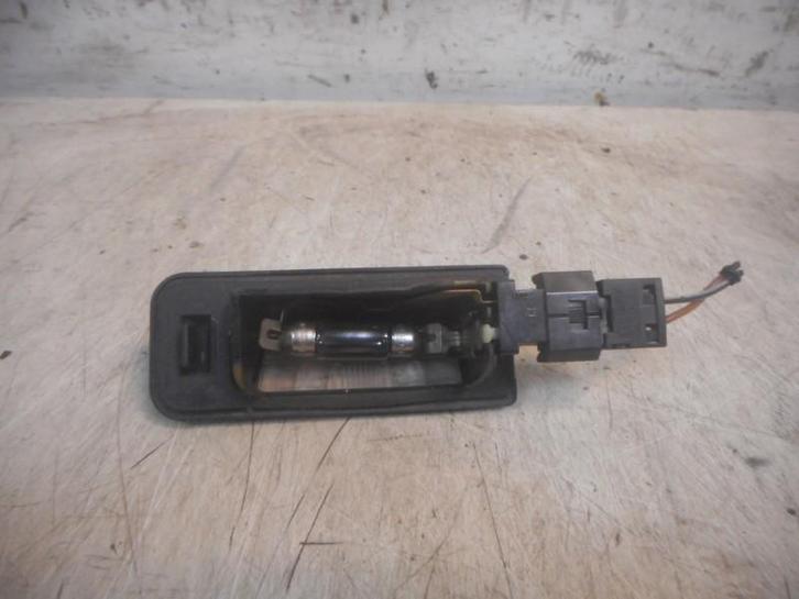 ECLAIRAGE DE PLAQUE BMW 3 serie (E36 / 4) (01-1990/11-1998), Autos : Pièces & Accessoires, Éclairage, BMW, Utilisé