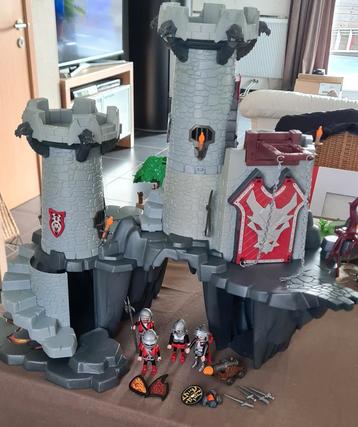 Playmobil draken kasteel beschikbaar voor biedingen