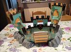 Djeco Château Arty Toys Kasteel op Ze Rock & 7 karakters, Kinderen en Baby's, Speelgoed | Playmobil, Ophalen of Verzenden, Zo goed als nieuw