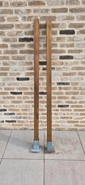 Houten palen 180 beschikbaar voor biedingen