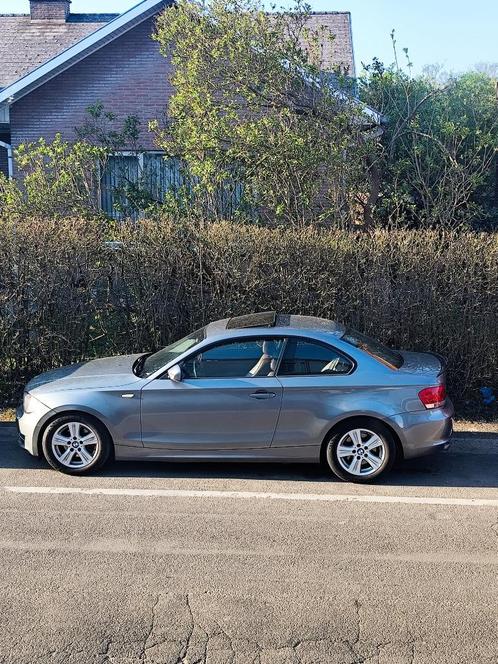 BMW 118D automaat, Auto's, BMW, Particulier, 1 Reeks, Diesel, Euro 5, Coupé, 3 deurs, Automaat, Overige kleuren, Bruin, Leder