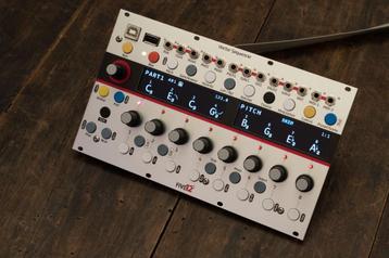 Séquenceur Eurorack Five12 Vector disponible aux enchères