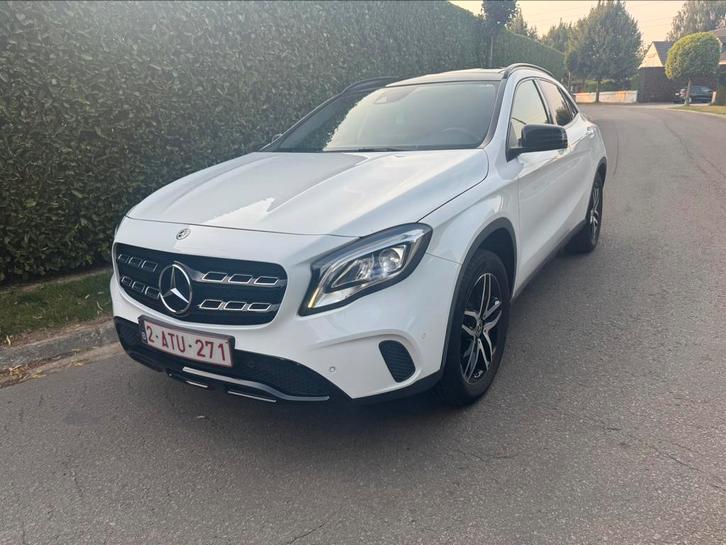 Mercedes gla 180 essence automatique panorama, Auto's, Mercedes-Benz, Particulier, GLA, ABS, Achteruitrijcamera, Adaptive Cruise Control