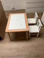 kindertafel met 2 stoeltjes, Kinderen en Baby's, Ophalen, Zo goed als nieuw, Tafel(s) en Stoel(en)