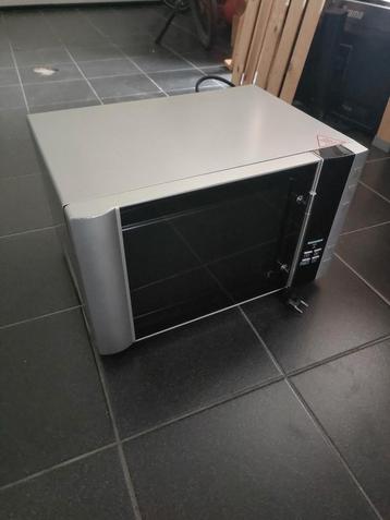 Combi microgolfoven Severin 900 grill, Elektronische apparatuur, Microgolfovens, Ophalen, Microgolfoven, Oven, Zo goed als nieuw