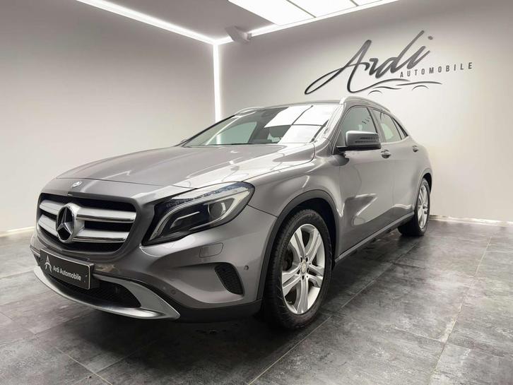 Mercedes-Benz GLA 180 *SIEGES CHAUFFANTS*GPS*LED*1ER PROP*GA, Auto's, Mercedes-Benz, Te koop, GLA, ABS, Airbags, Airconditioning