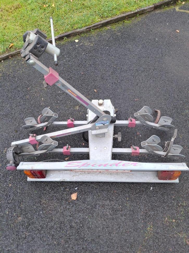 fiets drager, Auto diversen, Fietsendragers, Gebruikt, Trekhaakdrager, 2 fietsen, Brede banden, Ophalen