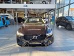 Volvo XC60 PLUS DARK PLUG IN HYBRID 24CO2 (bj 2024), Auto's, Automaat, Gebruikt, 4 cilinders, 1969 cc