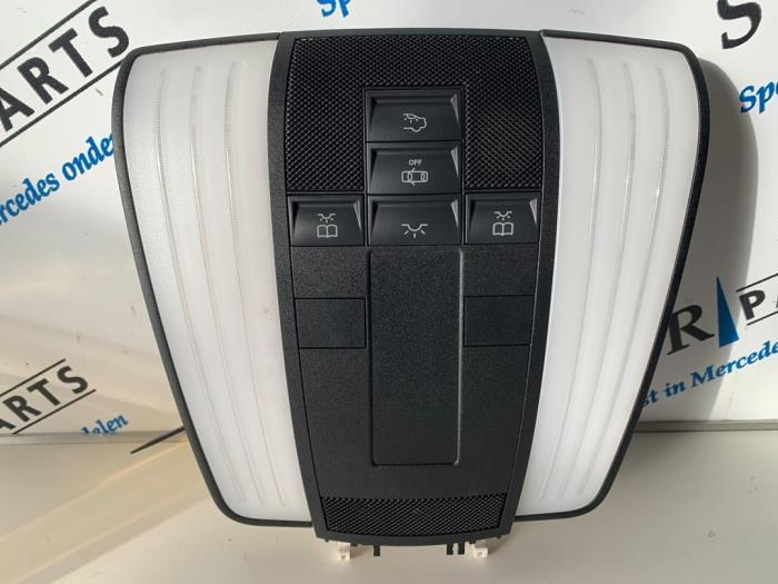 Binnenverlichting voor van een Mercedes E-Klasse, Auto-onderdelen, Verlichting, Mercedes-Benz, Gebruikt, 3 maanden garantie, Ophalen of Verzenden