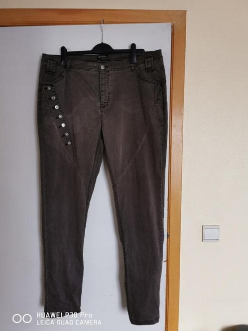 Damesbroek Ulla Popken - maat 48, Kleding | Dames, Broeken en Pantalons, Zo goed als nieuw, Maat 46/48 (XL) of groter, Bruin, Lang