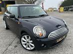 MINI COOPER 1.4 i 2009 AIRCO/JA17/157.000 KM/ PRIX : 4.599 €, Autos, Boîte manuelle, 70 kW, Euro 4, 3 portes