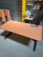 Bureau électrique avec prises intégrées, Maison & Meubles, Bureaux, Enlèvement, Électrique, Comme neuf, Bureau
