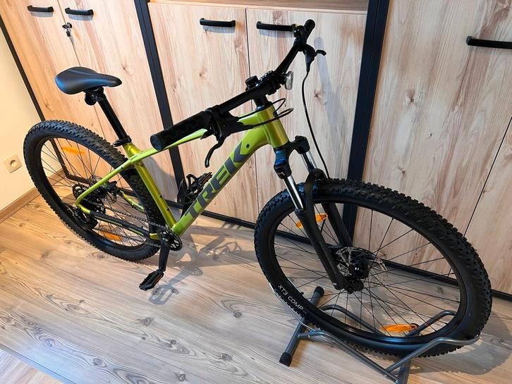 Trek Marlin 5 gen 3 Power Surge 2025 - Maat M/L - NIEUW, Fietsen en Brommers, Fietsen | Mountainbikes en ATB, Nieuw, Trek, Hardtail