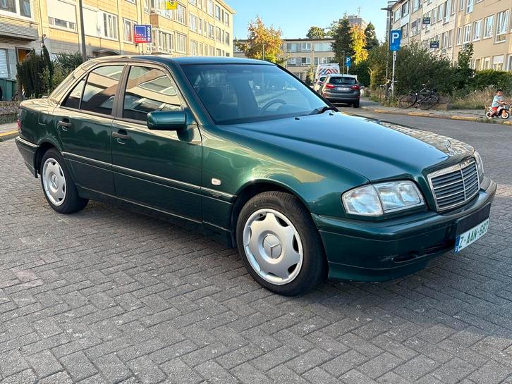 Mercedes C200 Diesel.   Met 188.000 km.  1998, Auto's, Mercedes-Benz, Bedrijf, Te koop, C-Klasse, Diesel, Berline, 4 deurs, Handgeschakeld