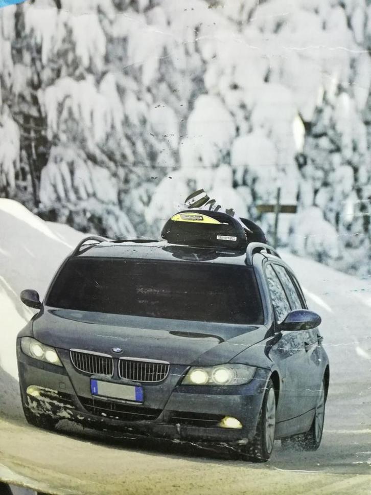 Skihouders MENABO Aconcagua magnetisch snowboarddrager - 50%, Auto diversen, Dakdragers, Nieuw, Ophalen of Verzenden