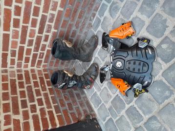 crosbotten en harnas beschikbaar voor biedingen