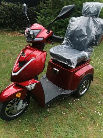 Scootmobiel ROLLIX 3-wiel 2025 meer info 0488826971  beschikbaar voor biedingen