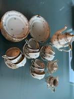 Antiek Beiers porseleinen theeservies (Johann Seltmann), Ophalen