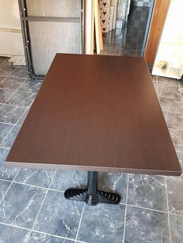 Horeca eettafels 7 stuks in totaal  beschikbaar voor biedingen