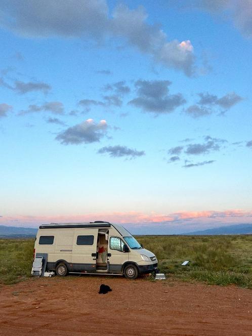 Camper Iveco Daily, Caravanes & Camping, Camping-cars, Particulier, Modèle Bus, jusqu'à 2, Autres marques, Diesel, 7 à 8 mètres