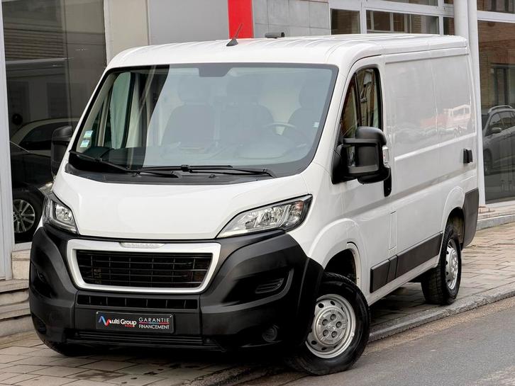 Peugeot Boxer 2.2HDi*GARANTIE 1an*12.314€HTVA*2021*100.000km, Auto's, Peugeot, Bedrijf, Te koop, Boxer, ABS, Airbags, Alarm, Bluetooth