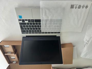 Laptop NEW! Chromebook Go beschikbaar voor biedingen