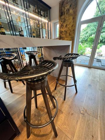 Barkrukken set van 4 bestuurdersstoelen beschikbaar voor biedingen