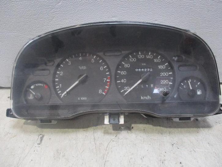 COCKPIT Ford Mondeo I (01-1993/08-1996) (97bp-10c956-db), Auto-onderdelen, Dashboard en Schakelaars, Ford, Gebruikt