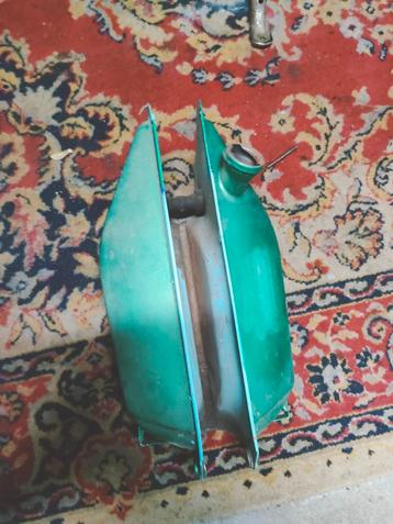  honda Camino benzine tank  beschikbaar voor biedingen