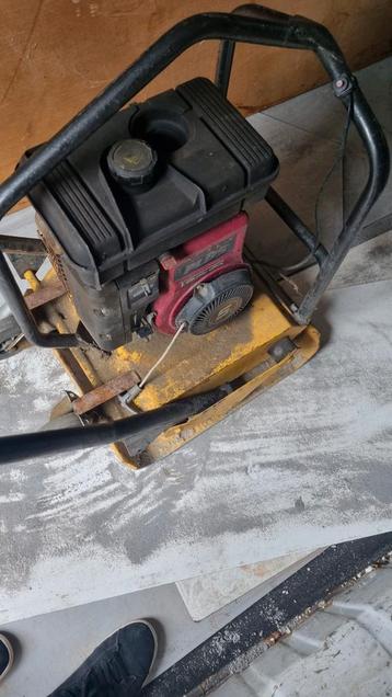 trilplaat beschikbaar voor biedingen