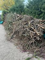 Snoeiafval tuinafval snoeihout opzoek naar oplossing, Ophalen