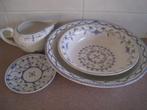Set Boch servies, 4 st : 2x diepe schaal, ondertas, melkkan, Ophalen of Verzenden