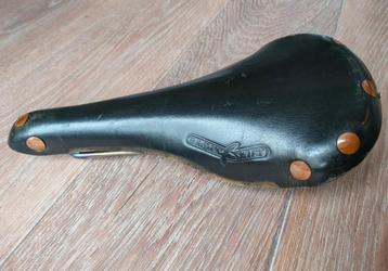 Vintage Brooks Swift fietszadel beschikbaar voor biedingen