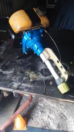Moteur complet de débroussailleuse thermique ISEKI, Tuin en Terras, Bosmaaiers, Ophalen, Zo goed als nieuw