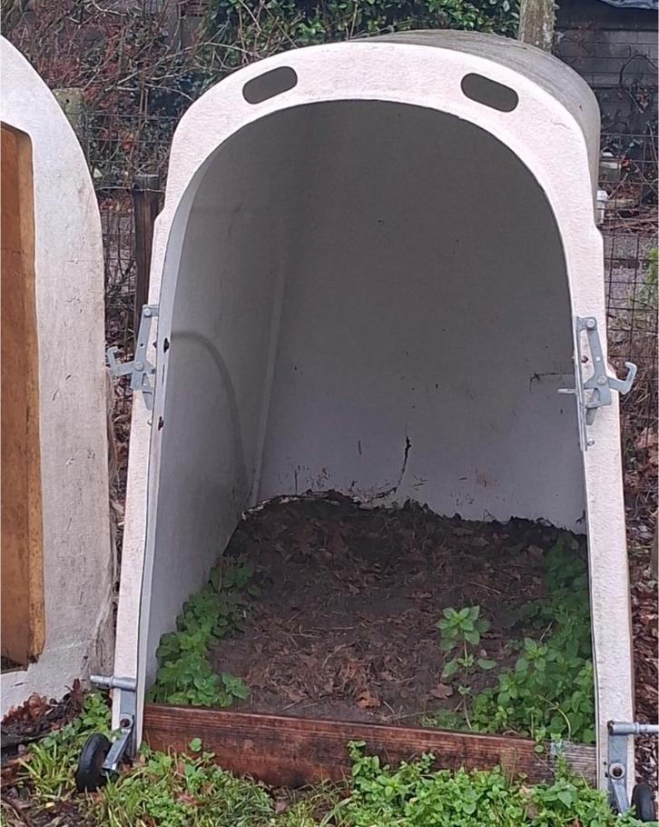 Iglohutten klein €150 en groot €900, Dieren en Toebehoren, Overige Dieren-accessoires, Gebruikt, Ophalen