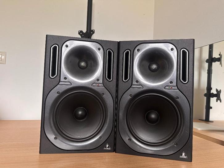 Set Behringer Truth B2031A actieve studio monitors, Audio, Tv en Foto, Luidsprekerboxen, Zo goed als nieuw, Front, Rear of Stereo speakers