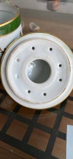 Pot en porcelaine de Vincennes (pot à tabac ? ), Enlèvement ou Envoi