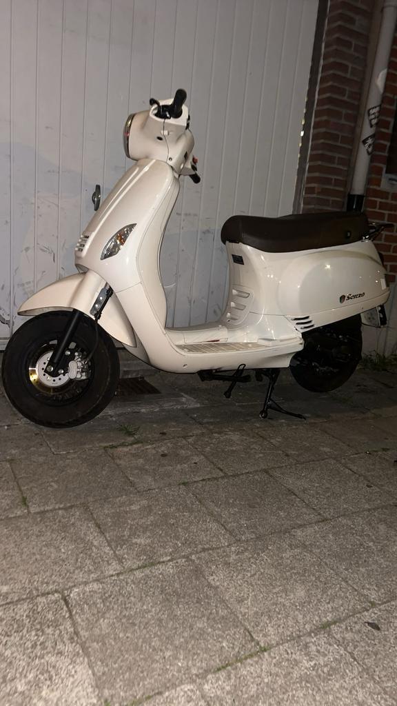 Beste. Verkoop mijn scooter, Fietsen en Brommers, Scooters | Overige merken, Zo goed als nieuw, Ophalen