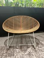Rotan rocking chair, Huis en Inrichting, Fauteuils, Ophalen, Zo goed als nieuw