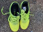 Gele zaalvoetbalschoenen maat 35, Sport en Fitness, Ophalen, Gebruikt, Schoenen