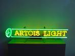 Zeer zeldzame "Artois Light" neon reclame, Verzamelen, Ophalen, Gebruikt, Lichtbak of (neon) lamp