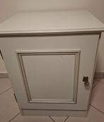 Chevet style Louis XVI, Enlèvement, Utilisé