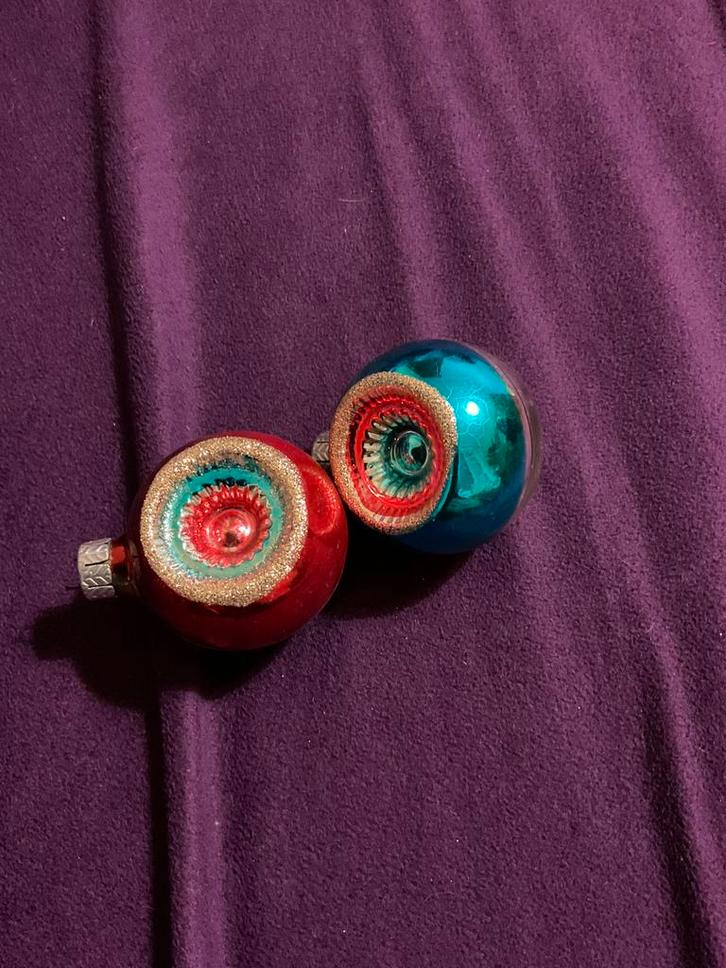 2 grote vintage kerstballen, Diversen, Kerst, Zo goed als nieuw, Verzenden