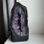 Amethist geode, Verzamelen, Mineralen en Fossielen, Ophalen of Verzenden