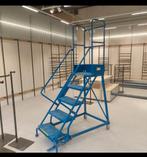 Escabeau 5 marches sur roulettes, Enlèvement, Comme neuf