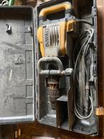 Marteau pique Dewalt, Enlèvement, Utilisé
