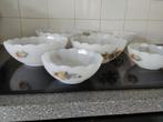Retro, 2 sets van 3 kommen, Arcopal, fruits de France, Huis en Inrichting, Keuken | Servies, Ophalen, Kom(men), Overige stijlen