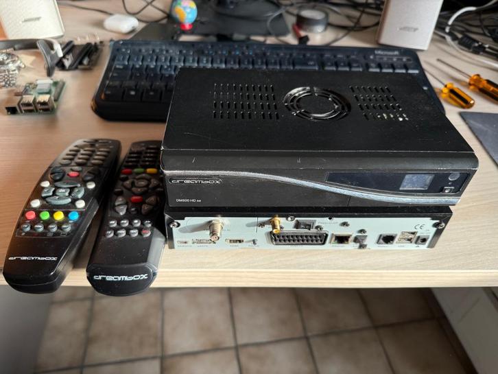 Dreambox DM800SE, Audio, Tv en Foto, Decoders en Harddiskrecorders, Gebruikt, Decoder, Ophalen of Verzenden