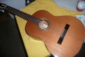 guitare classique Paterna P40 by Raimundo